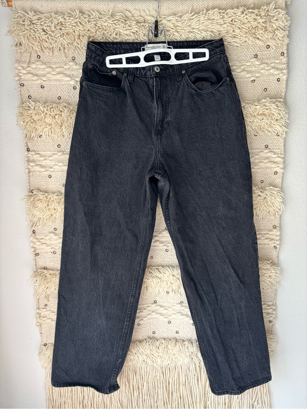 Abercrombie & Fitch The Loose High-Rise Black Jeans